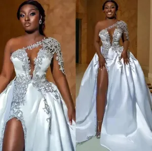 African Sexy High Split Wedding Dresses A Line One Shoulder Beaded Appliques Keyhole Neck Slit Bridal Gowns Plus Size Robes