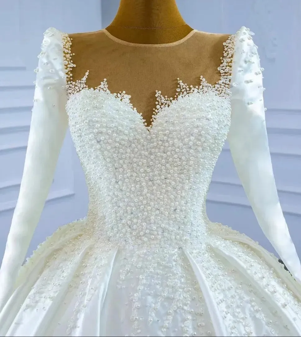Ball Gown Matte Satin Wedding Dresses Sweetheart Long Sleeve Vestido De Novia Lace Beaded Elegant Robe De Mariee