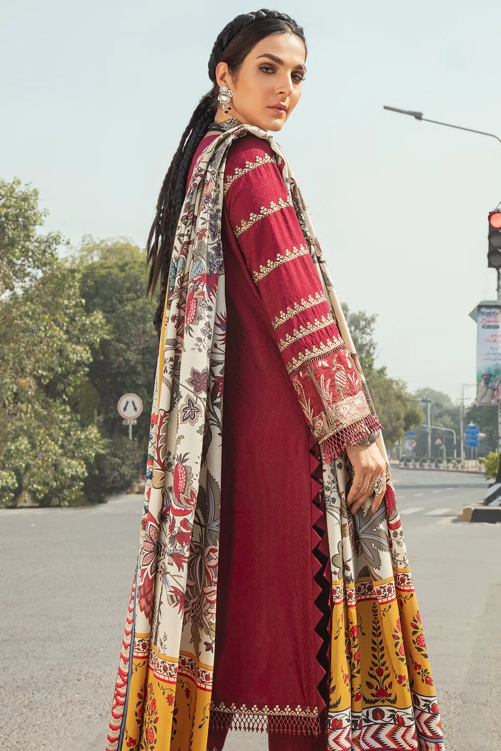 Benefsha | Afrozeh Sardiyoon Ki Kahani Winter Collection 2021 | Unstitched Embroidered Khaddar Linen Suits