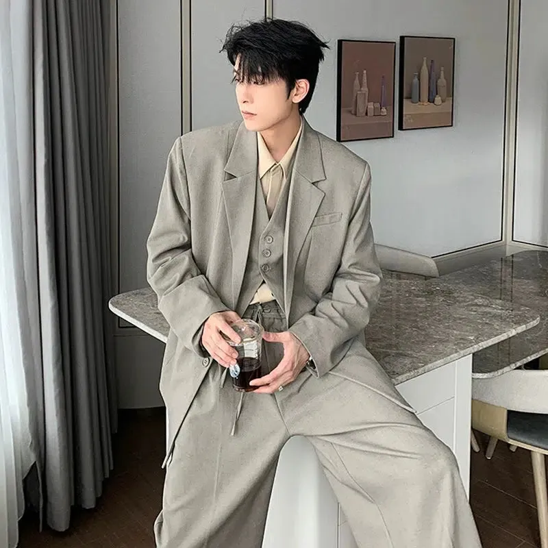 Casual Fit Three-piece Formal Suit