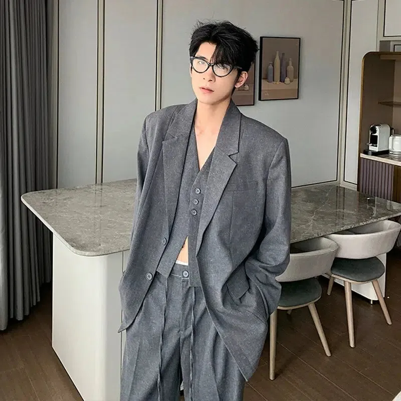 Casual Fit Three-piece Formal Suit