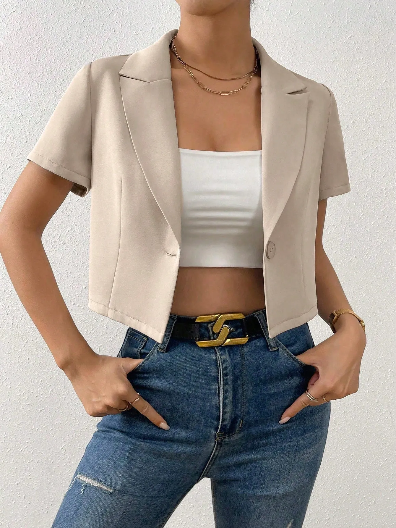 Cherry Vibes: Blazer Corto de Manga Corta en