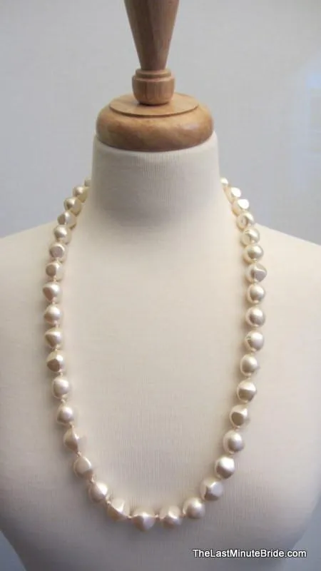 Cream Pearl Necklace