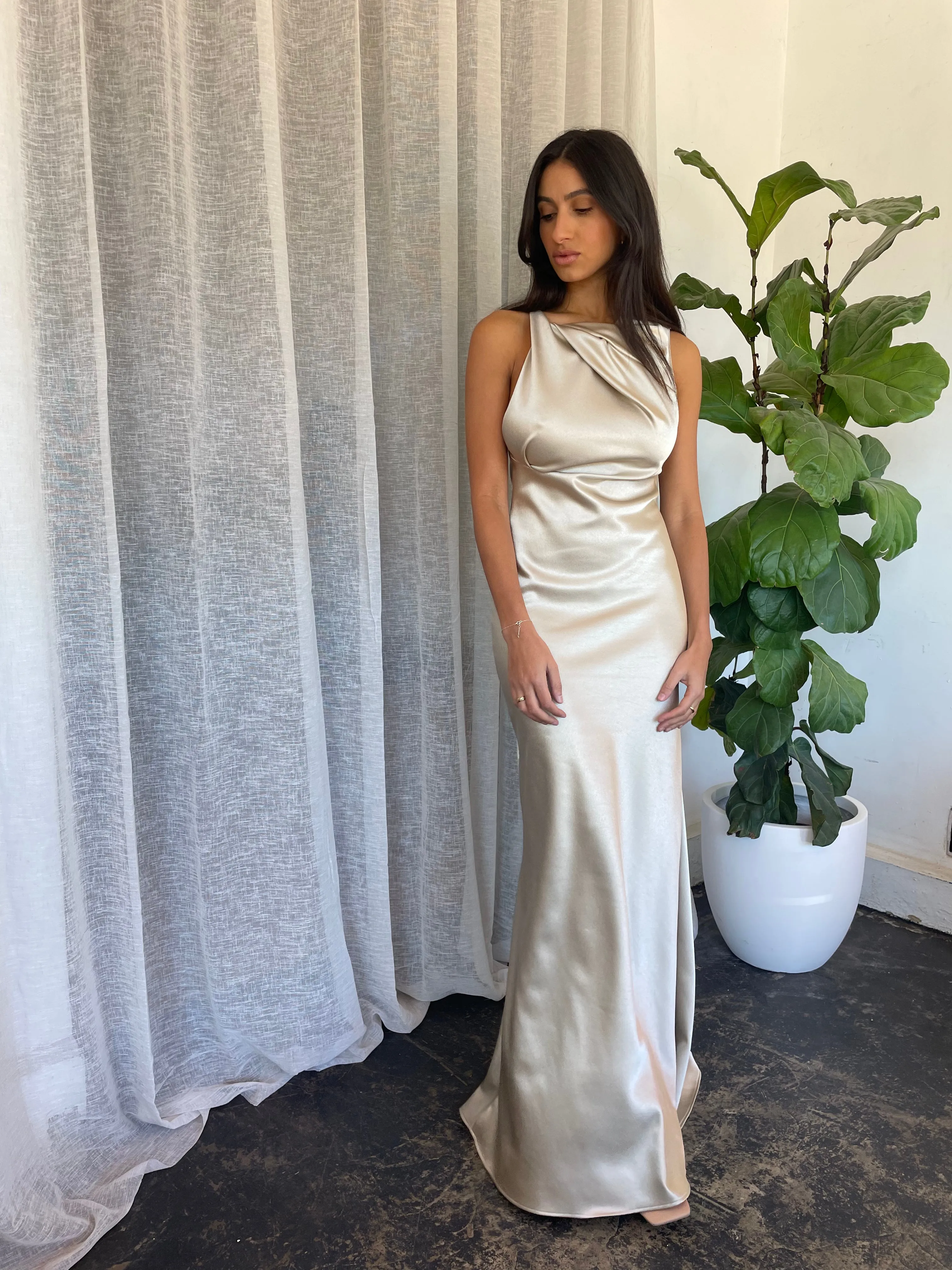 Dakota Gown