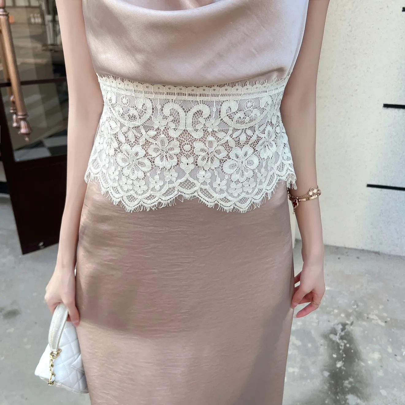 Elegant Women's Silk Dress with Sleeveless Design and Cowl Neck