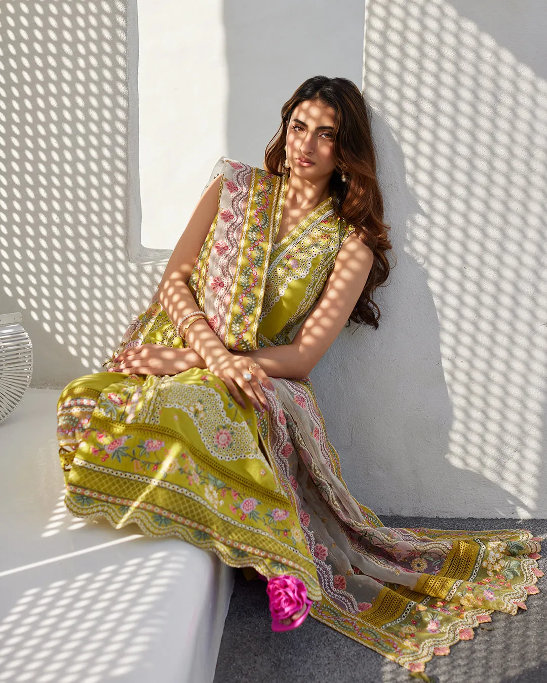 Faiza Saqlain | LILIANA | Estera