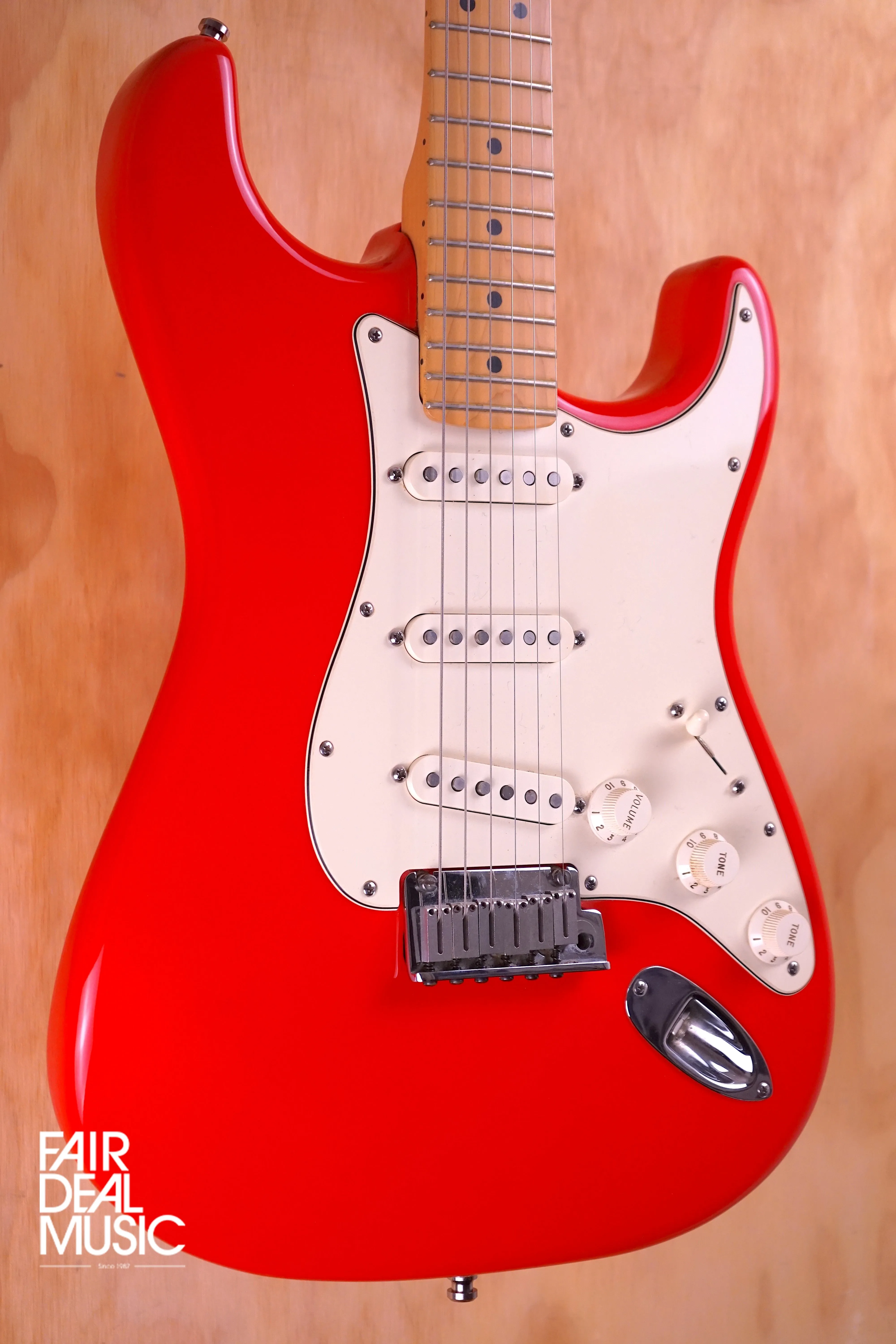Fender 2000 American Stratocaster in Hot Rod Red, USED