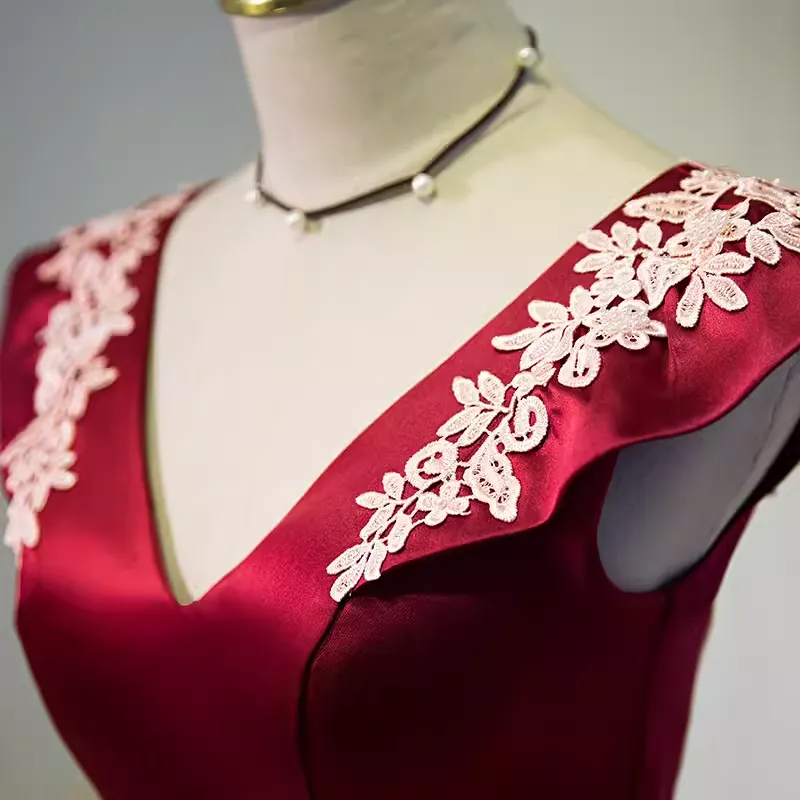 JazzHer Elegant Ball Gown V Neckline Satin Party Dress Burgundy Homecoming Dresses (PRE-ORDER)