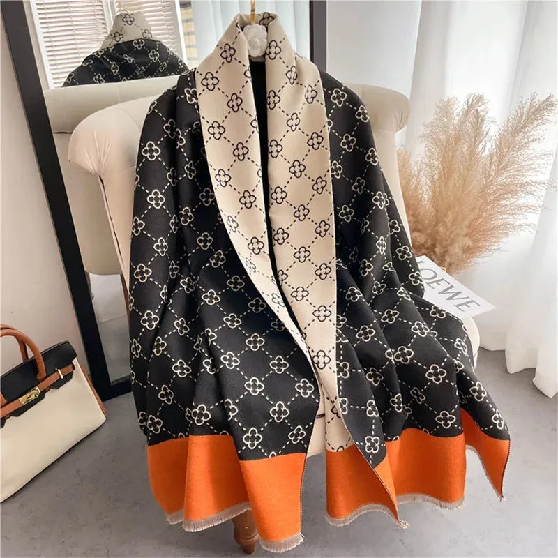 Luxe Cashmere Poncho Scarf for Women - Stylish Winter Wrap in Soft Cashmere