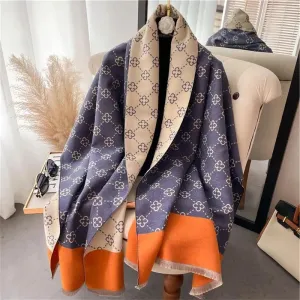 Luxe Cashmere Poncho Scarf for Women - Stylish Winter Wrap in Soft Cashmere