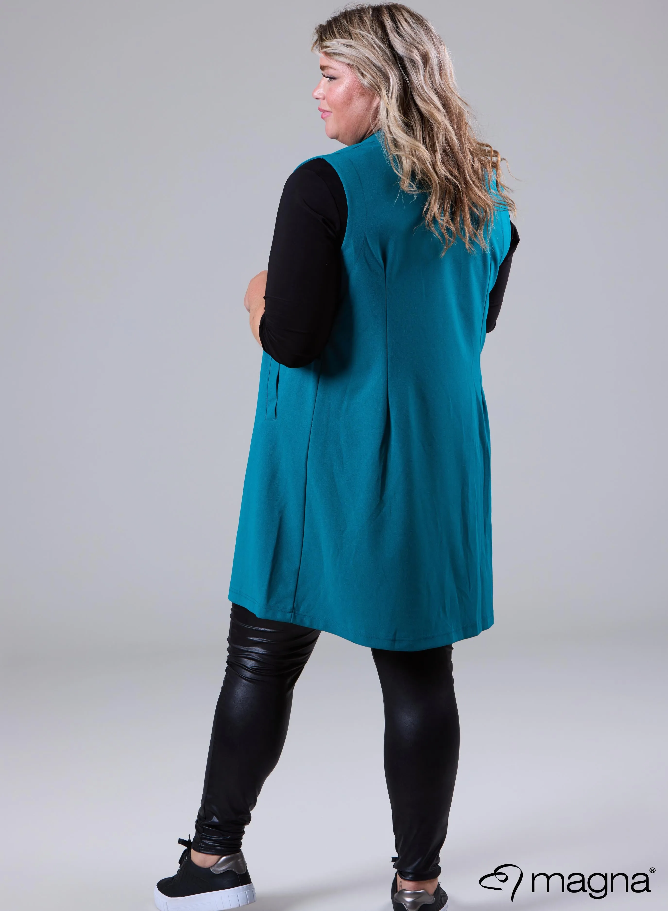 Magna Button Gilet Petrol Blue