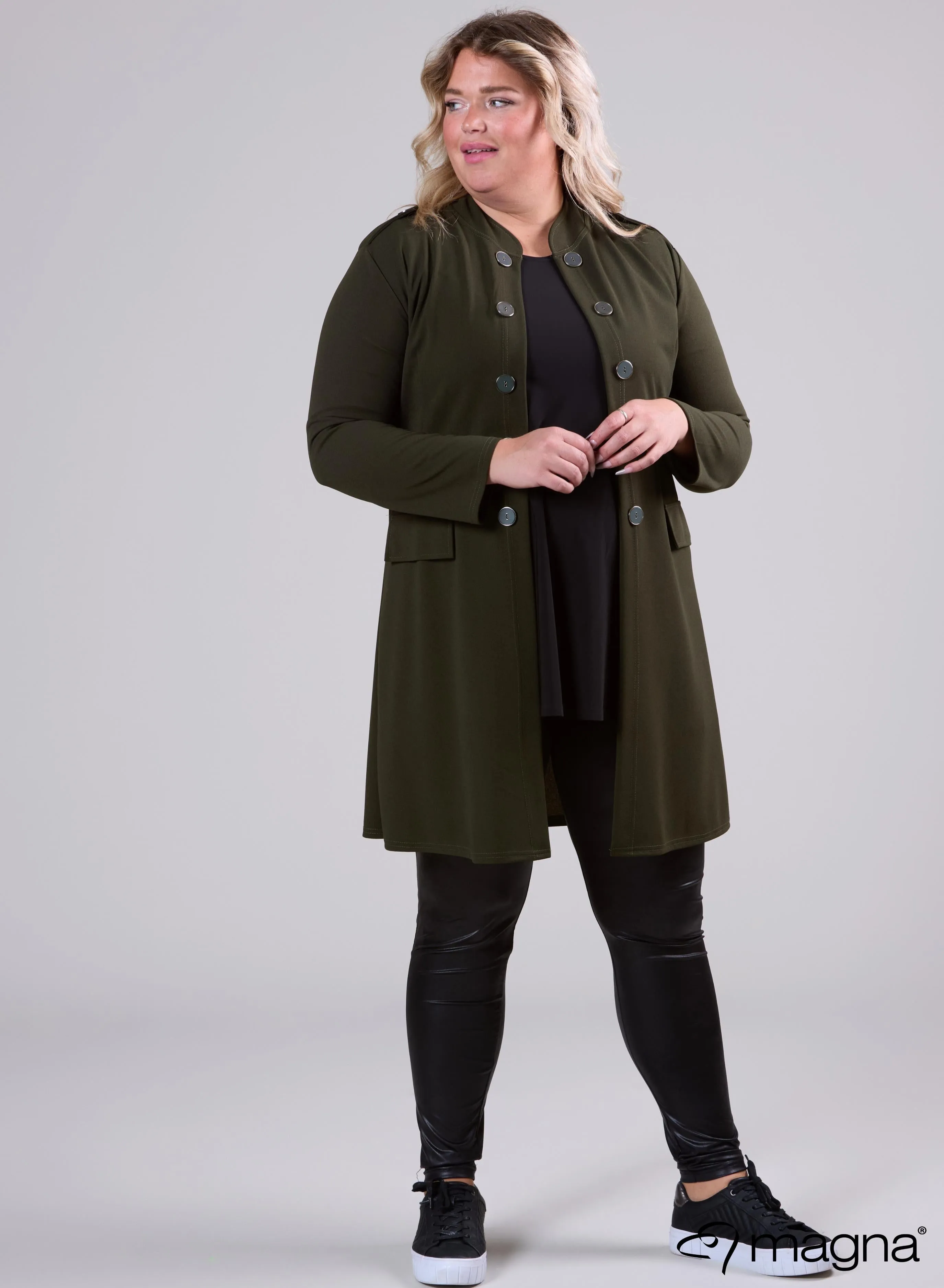 Magna Open Blazer With Button Details Khaki