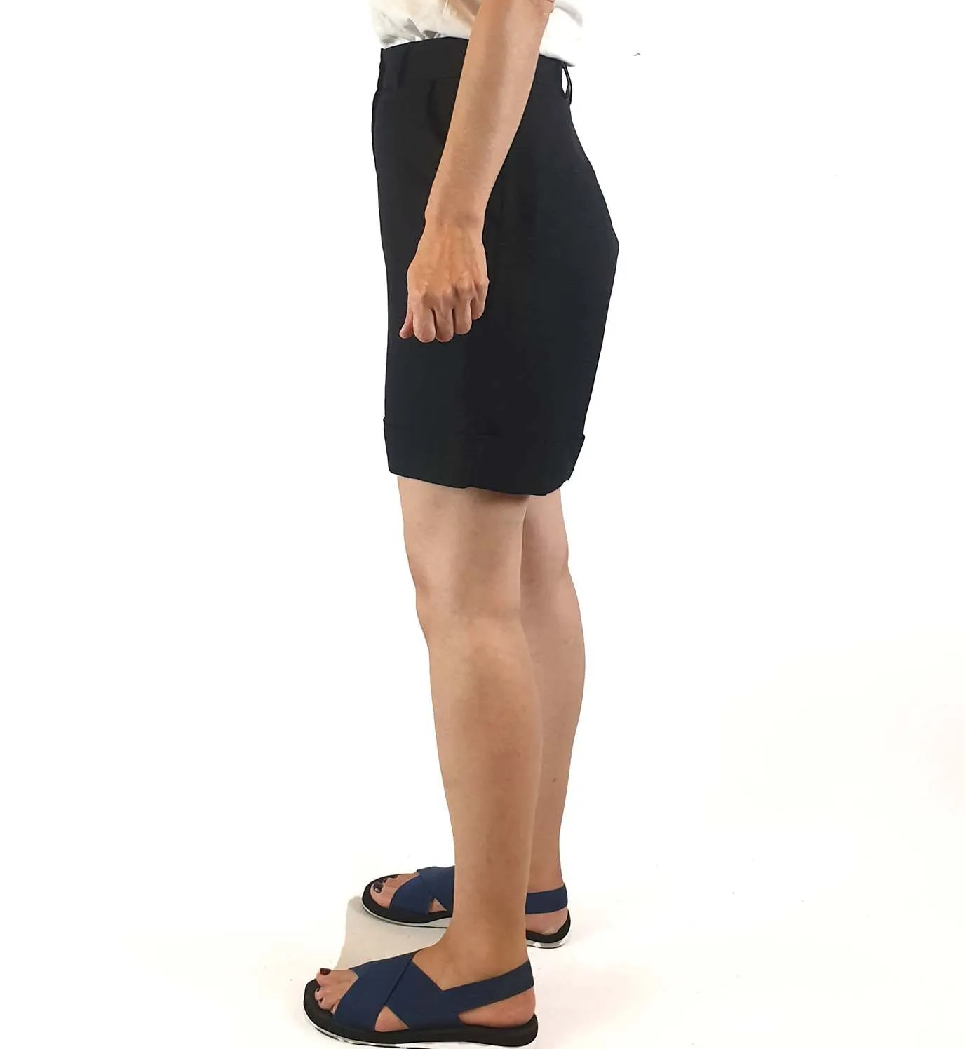 Obus black linen shorts with pockets size 1 (best fits size 8)