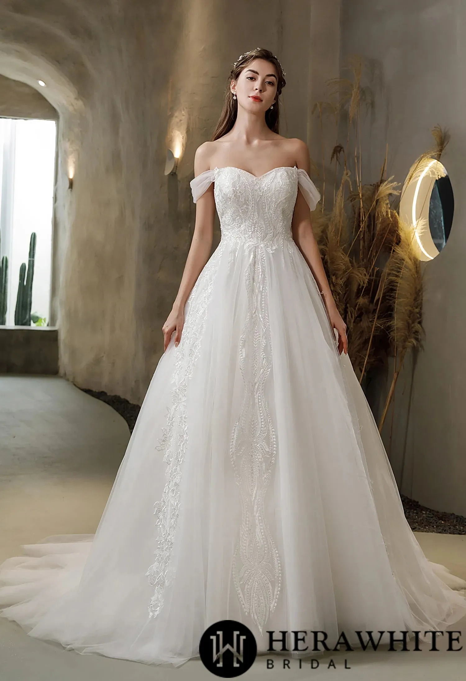 Princess Sweetheart Lace Tulle Ballgown Wedding Dress