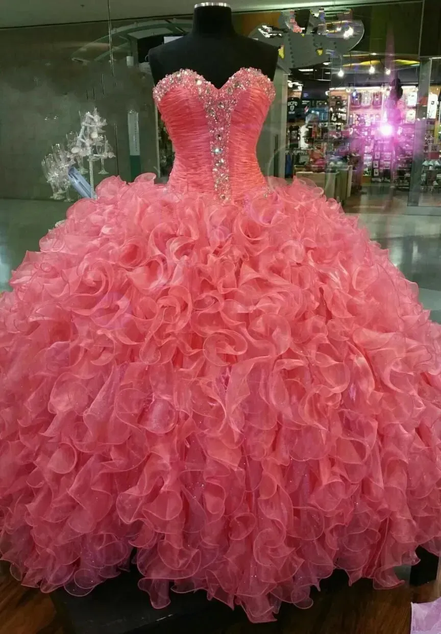 Sexy Sweet 16 Dress Ball Gown Quinceanera Dresses Vintage Vestidos De 15 Anos Vestido Debutante Formal Party Gowns