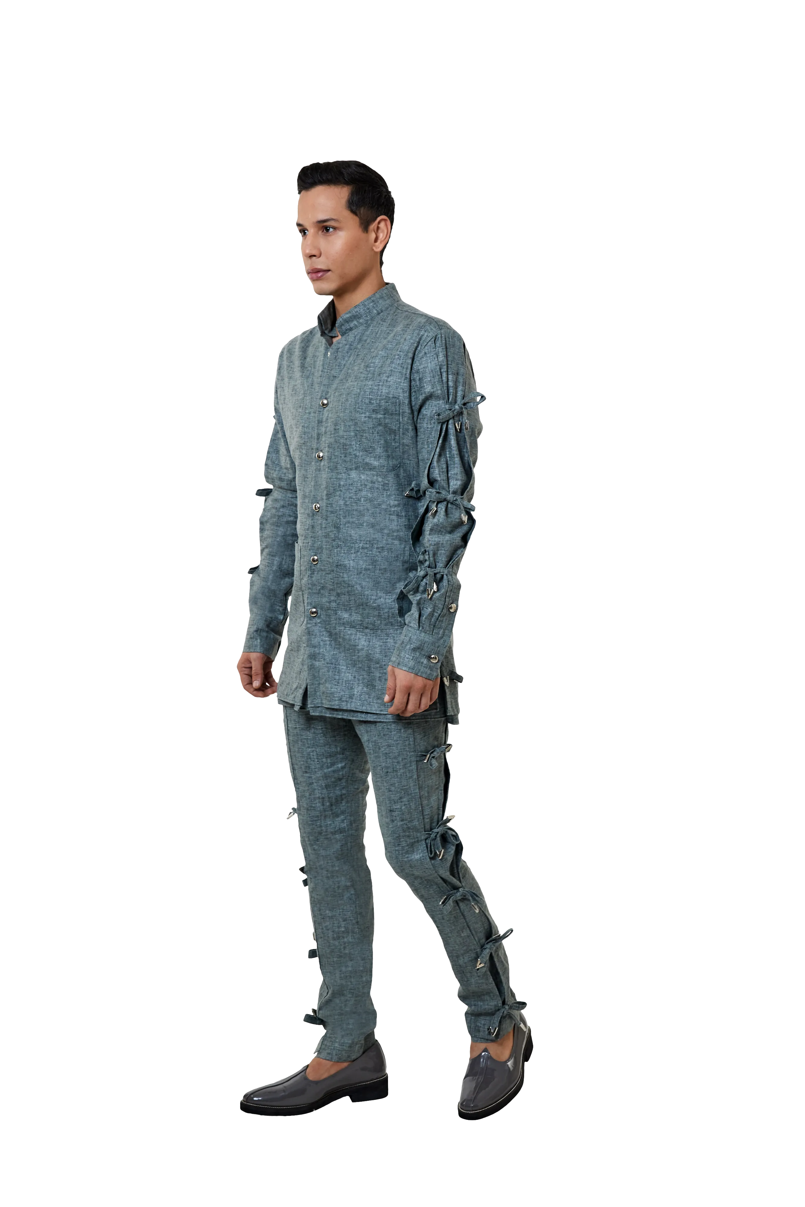 TIE-UP SAFARI SUIT