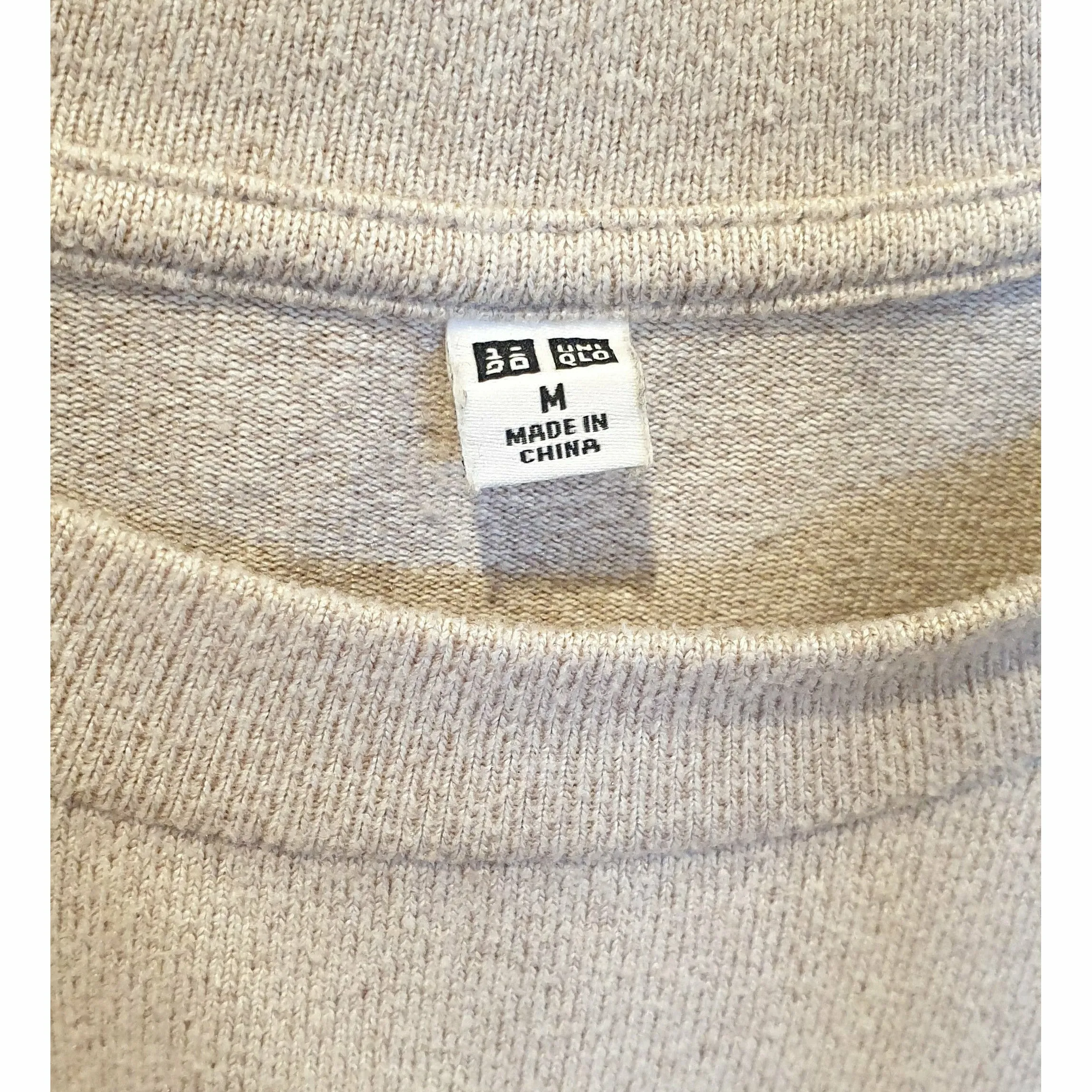 Uniqlo soft beige neutral jumper size M (best fits size 12)