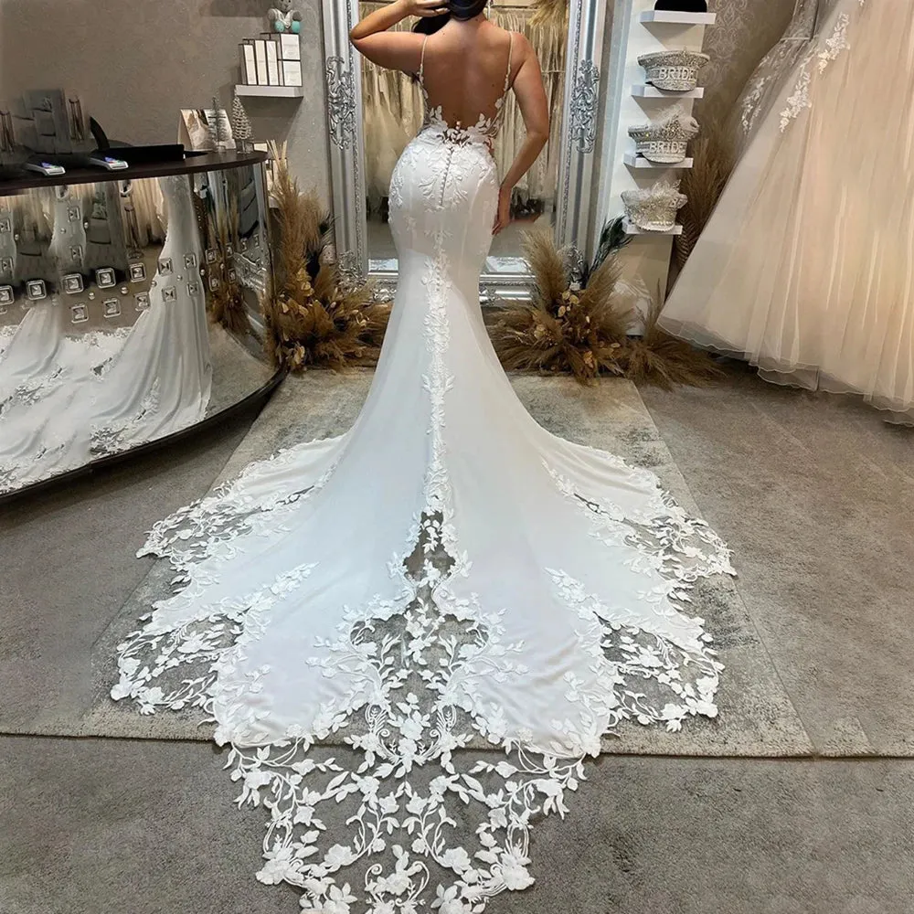 Wedding Dresses Spaghetti Straps Mermaid Bridal Dress Appliqued Lace Backless