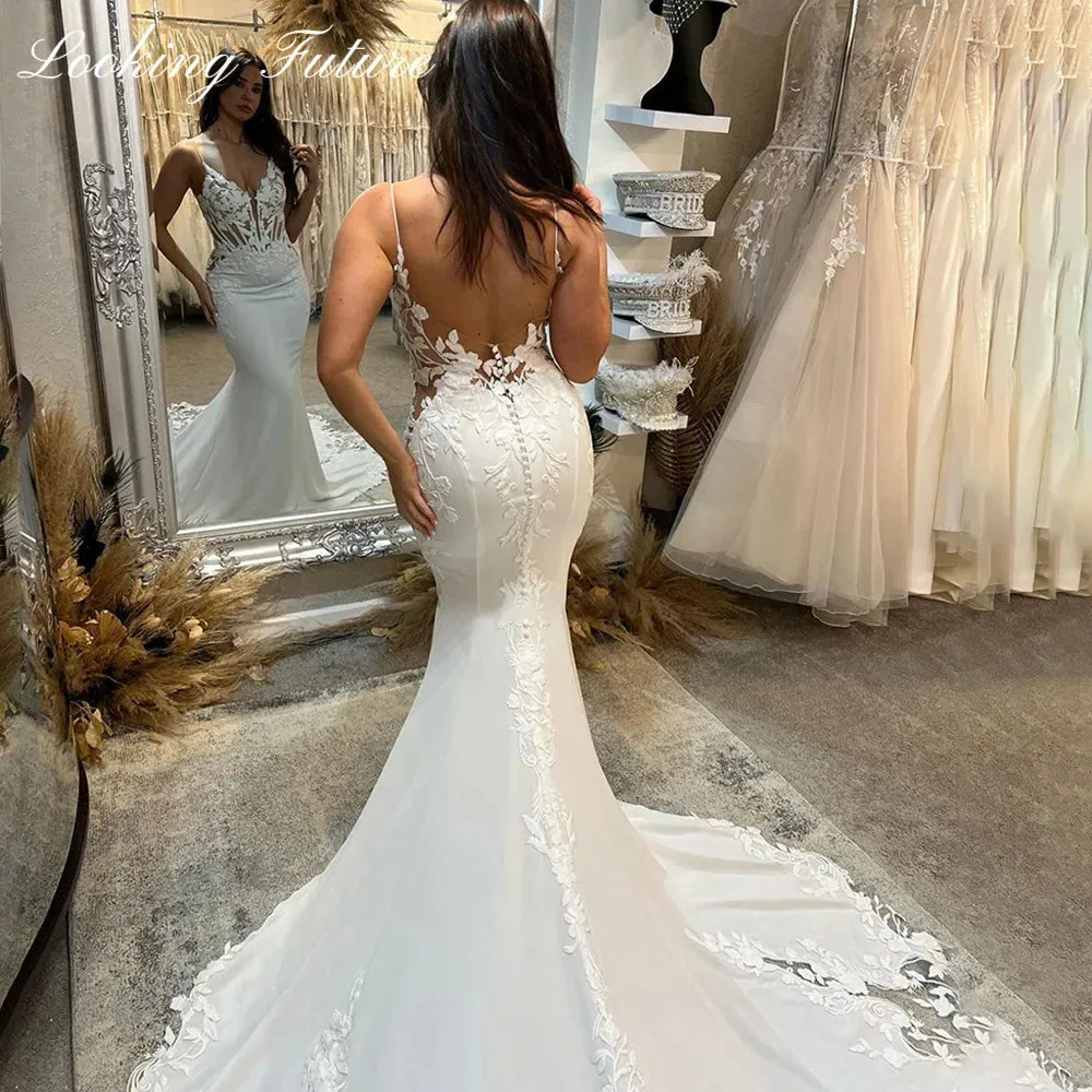 Wedding Dresses Spaghetti Straps Mermaid Bridal Dress Appliqued Lace Backless